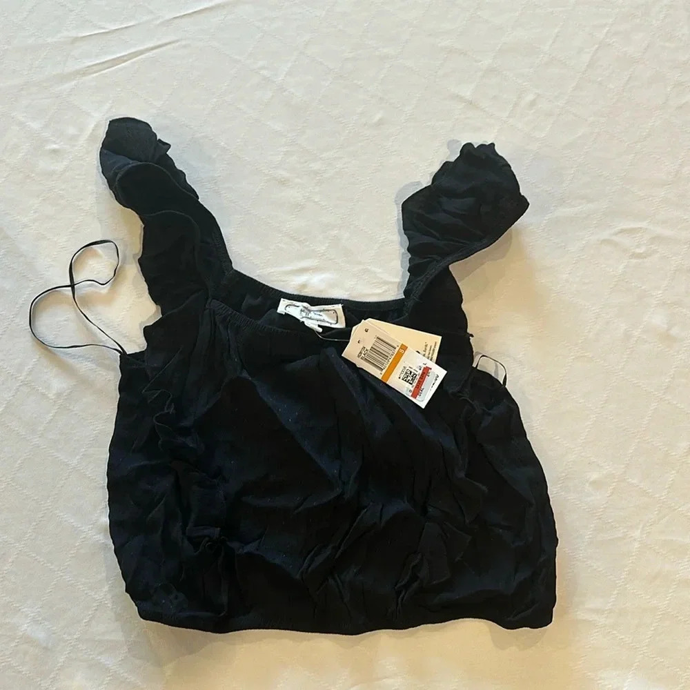 Hippie Rose Juniors' Ruffled tank Top Wave Black small NWT‎